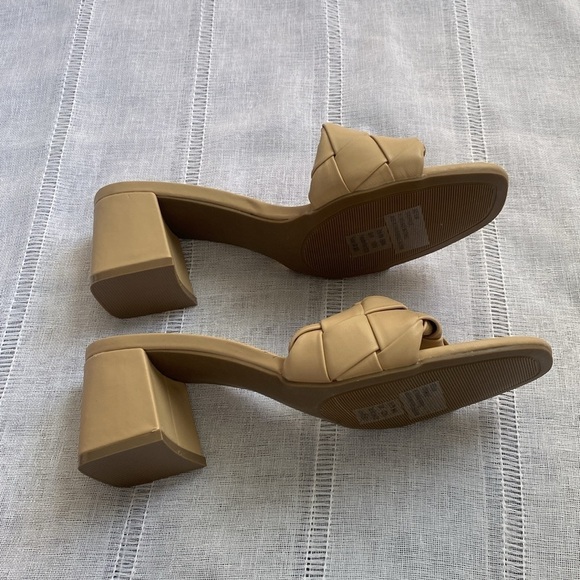 Maurices NWOT “Khloe” woven strap block sandal. - Picture 4 of 10